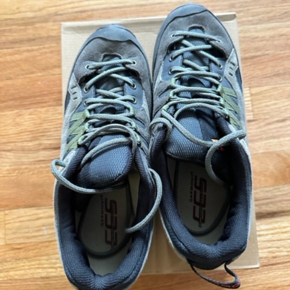 Garmont Sticky Cat approach hiking shoe boot Mens 11 like new condition - Picture 3 of 5